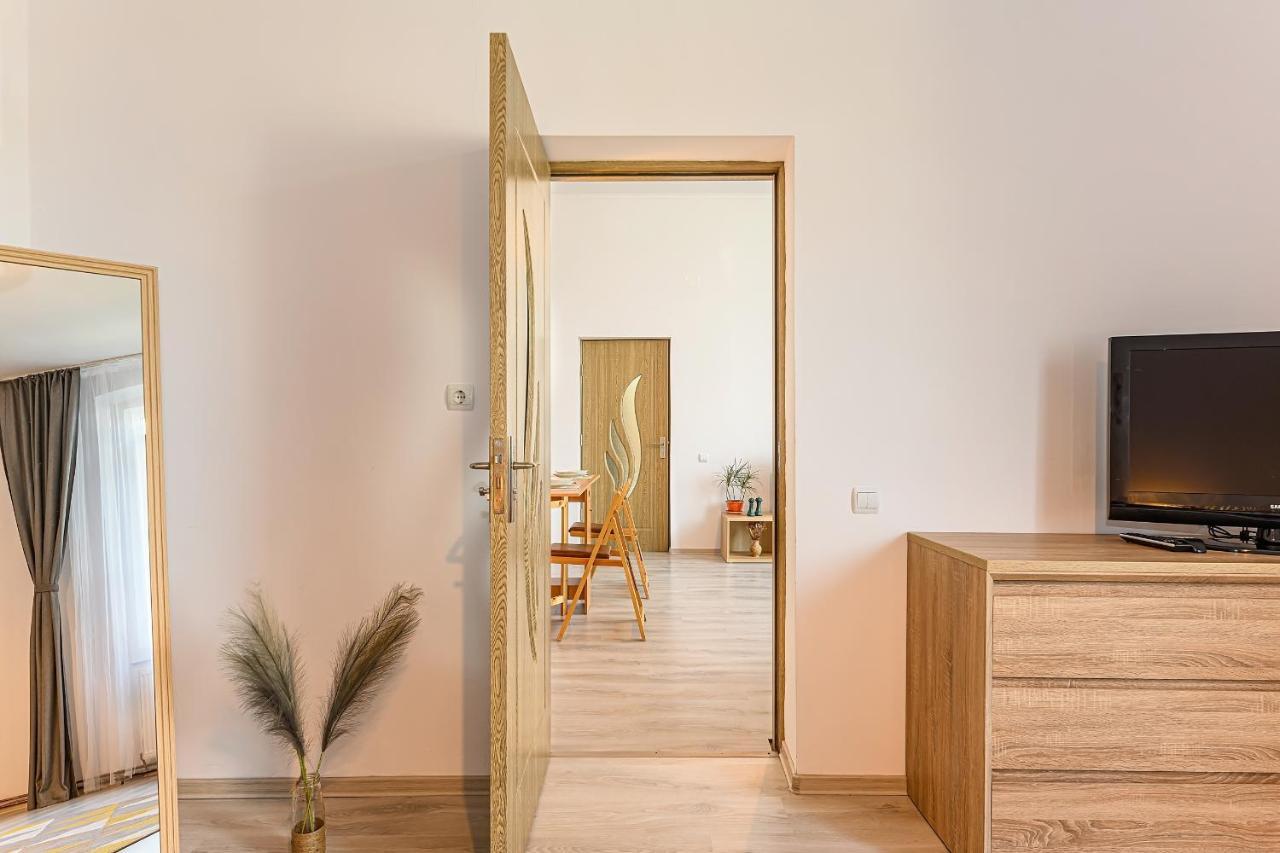 Mountain Oasis Apartment Sinaia Exteriér fotografie